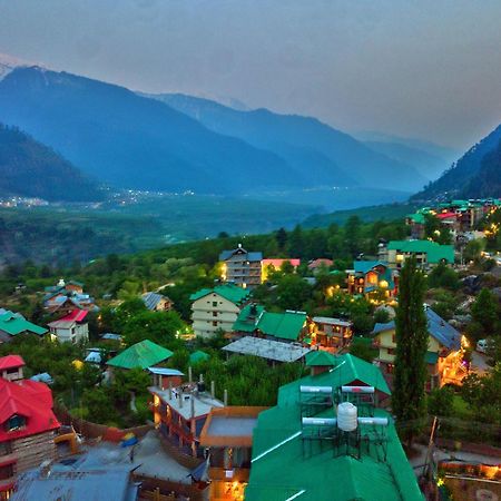 Swastik Grand Manali Hotel Kültér fotó