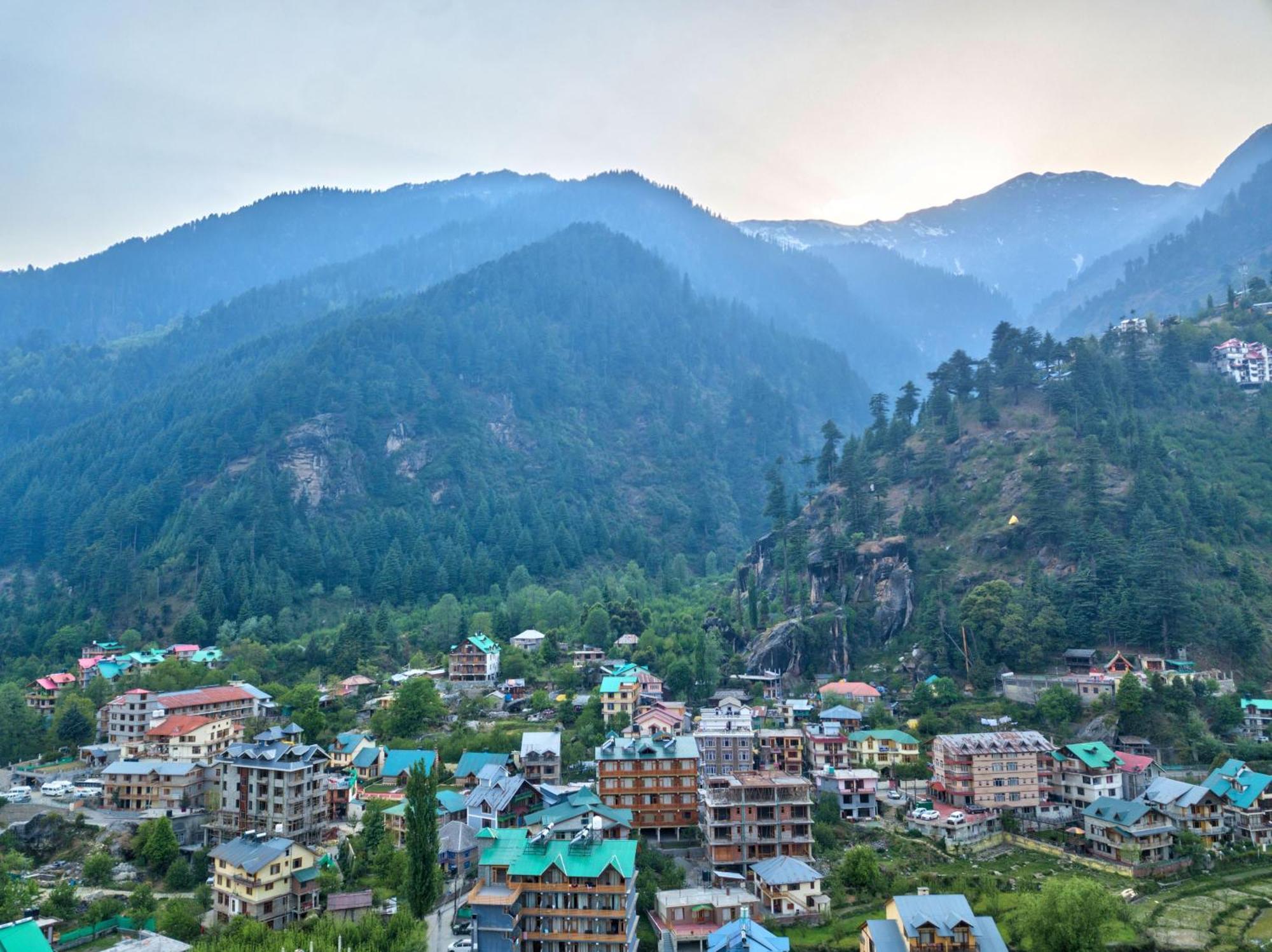 Swastik Grand Manali Hotel Kültér fotó