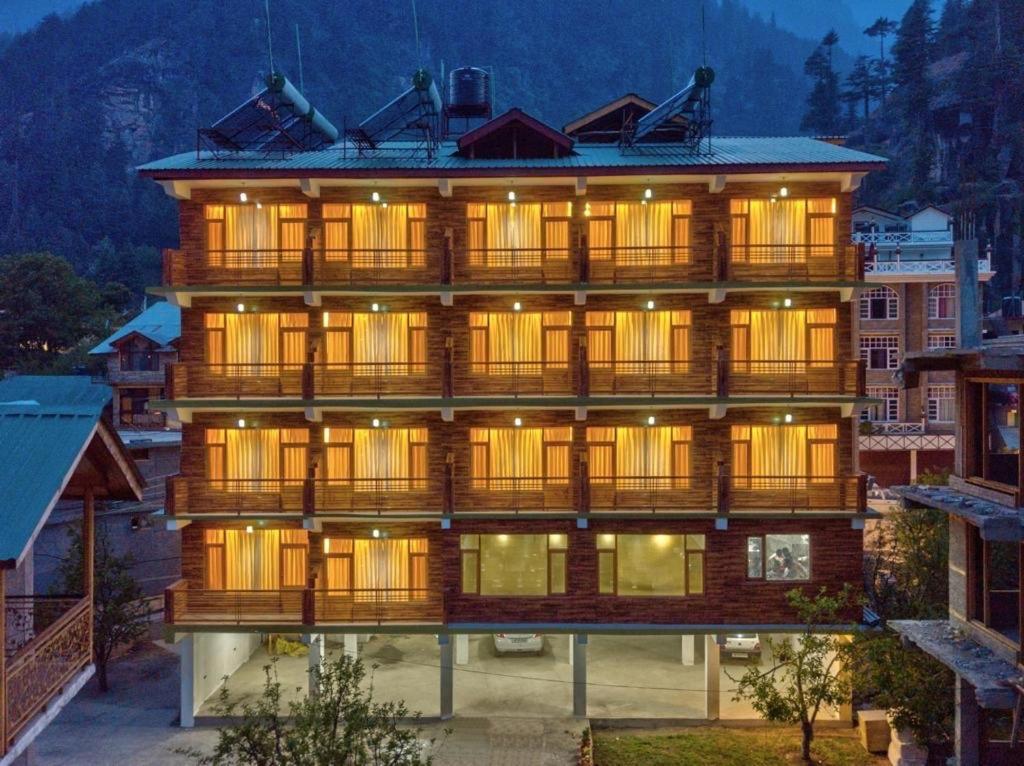 Swastik Grand Manali Hotel Kültér fotó