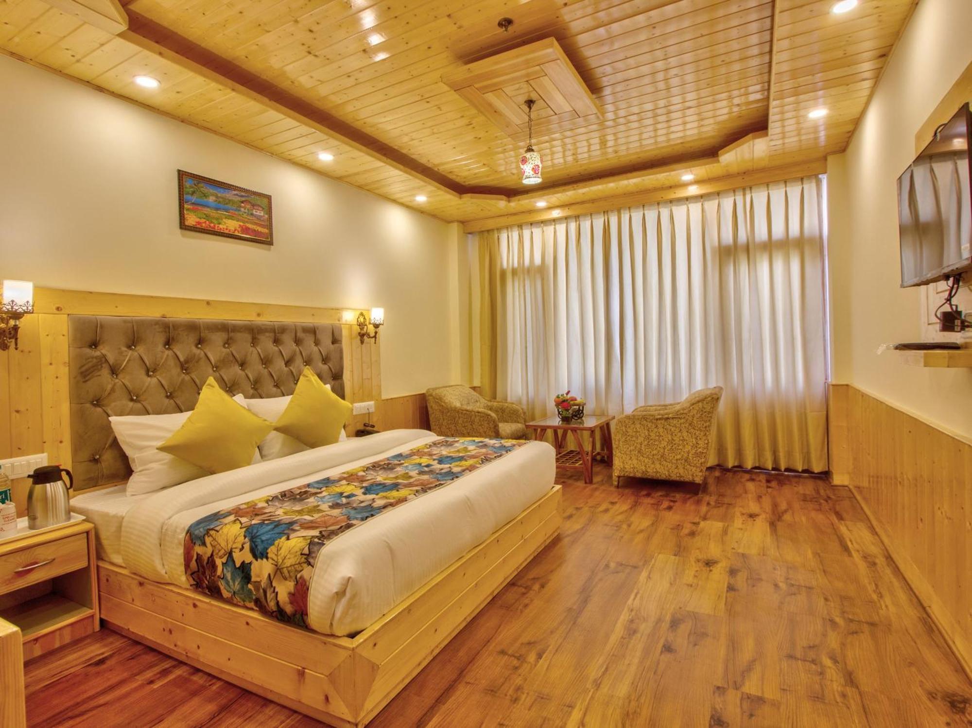 Swastik Grand Manali Hotel Kültér fotó